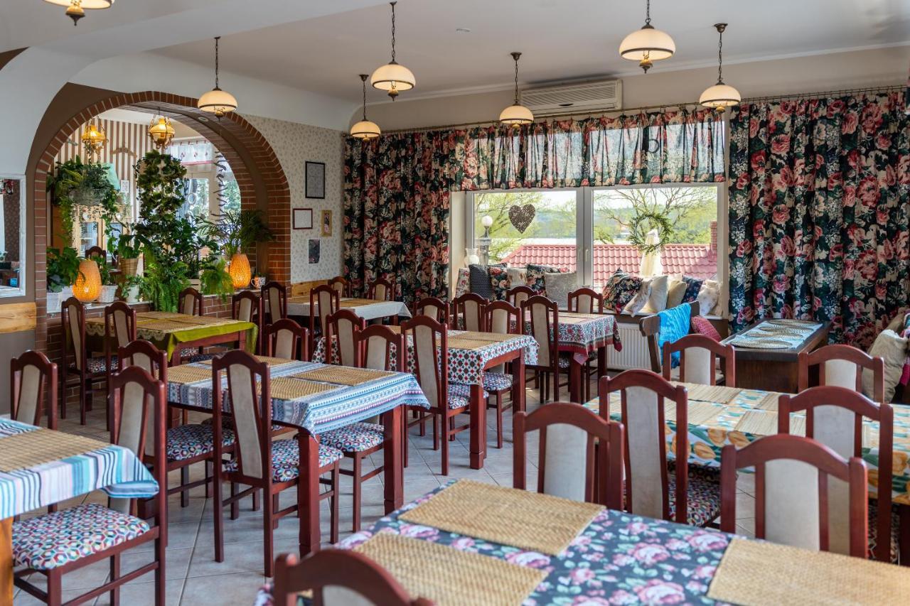 Gosciniec Skolimowka Restauracja I Pokoje Ze Sniadaniem Na Kaszubach Chmielno Luaran gambar