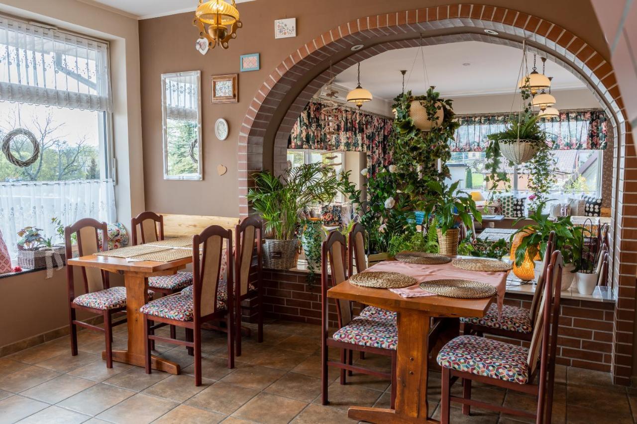 Gosciniec Skolimowka Restauracja I Pokoje Ze Sniadaniem Na Kaszubach Chmielno Luaran gambar